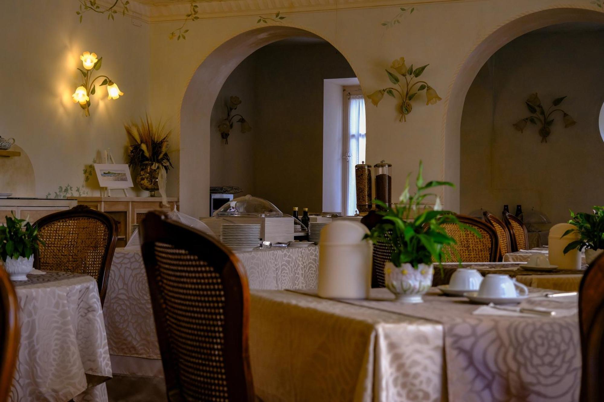Hotel Bellevue غاردوني ريفييرا المظهر الخارجي الصورة