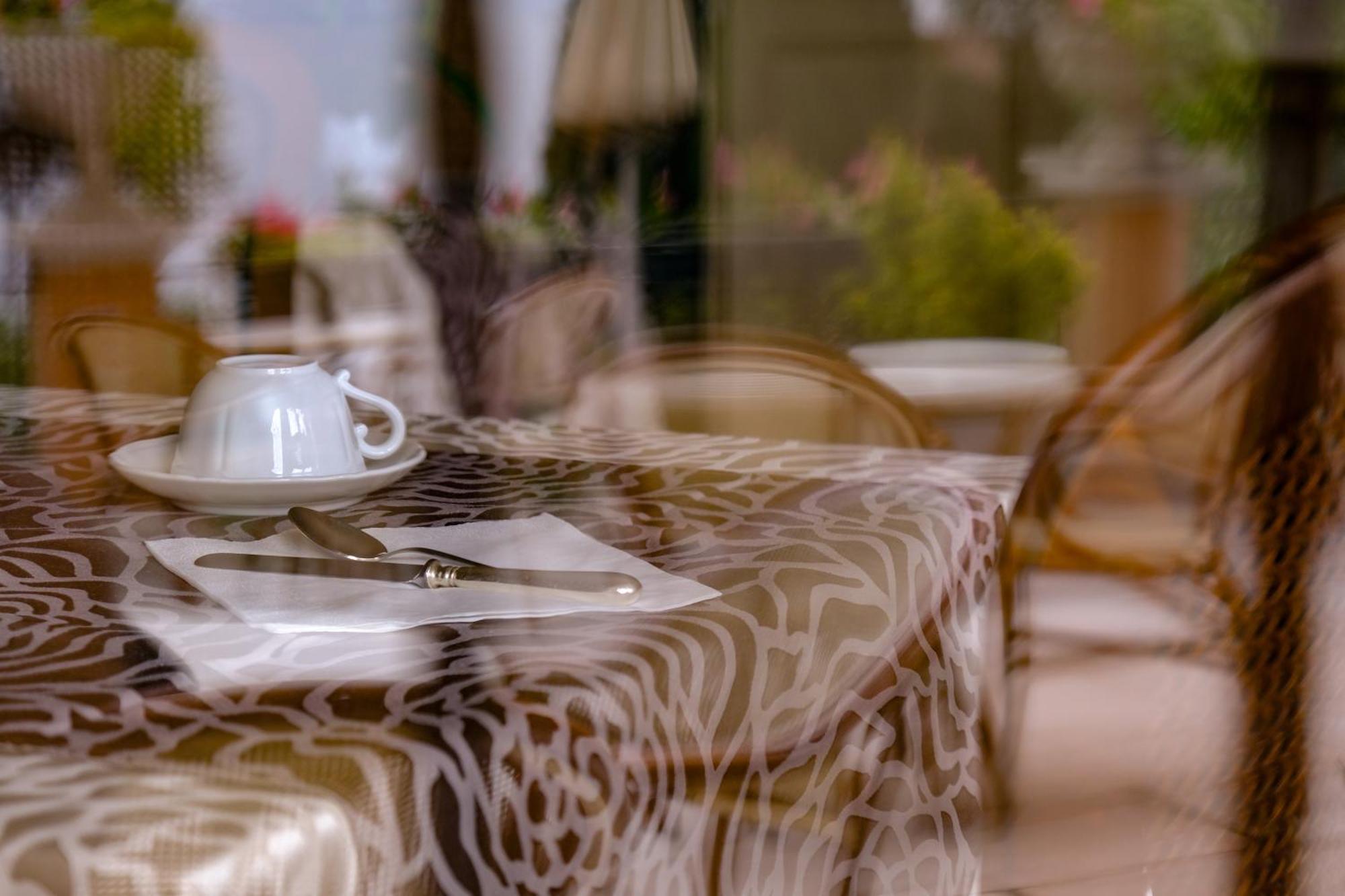 Hotel Bellevue غاردوني ريفييرا المظهر الخارجي الصورة